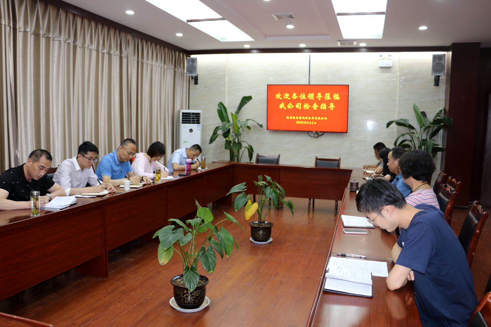 陜儲(chǔ)糧集團(tuán)對(duì)蒲城庫(kù)、大荔庫(kù)、華州庫(kù)開(kāi)展安全生產(chǎn)工作專(zhuān)項(xiàng)檢查及區(qū)域夏糧生產(chǎn)質(zhì)量情況調(diào)查